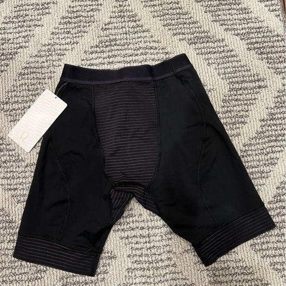 Lululemon Format undercover workout stabilizers shorts - Picture 6 of 6